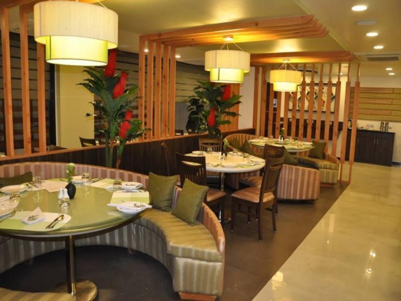 Hotel Green Olive Аурангабад Екстериор снимка