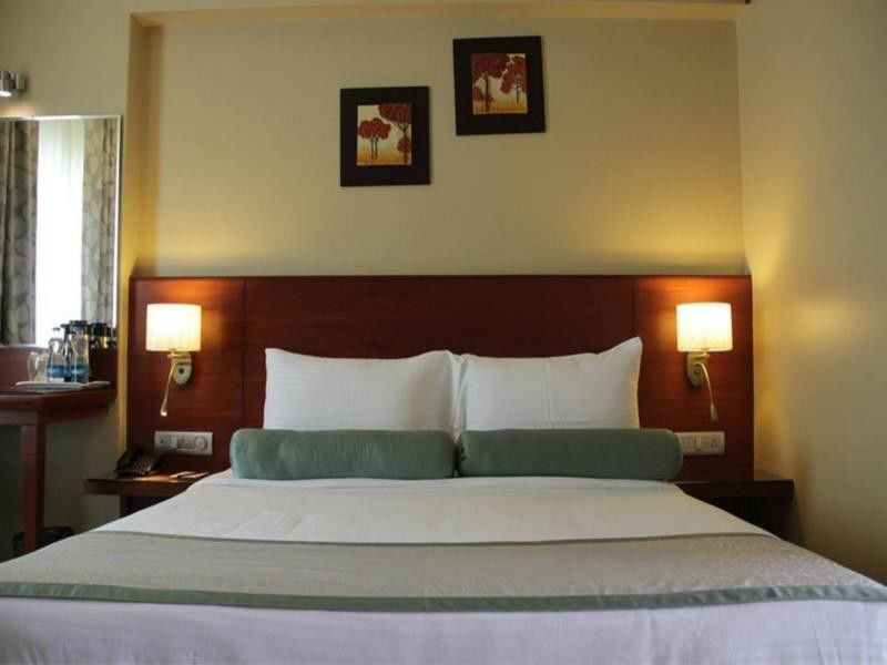 Hotel Green Olive Аурангабад Екстериор снимка